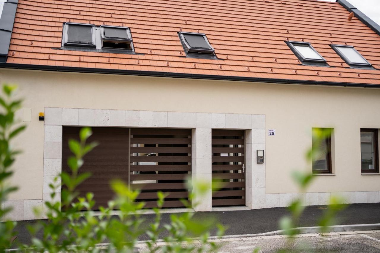 Cesar Apartman Sopron Exterior foto